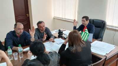 Депутаты Собрания Сухумского района внесли изменения в бюджет и согласовали назначения в администрации